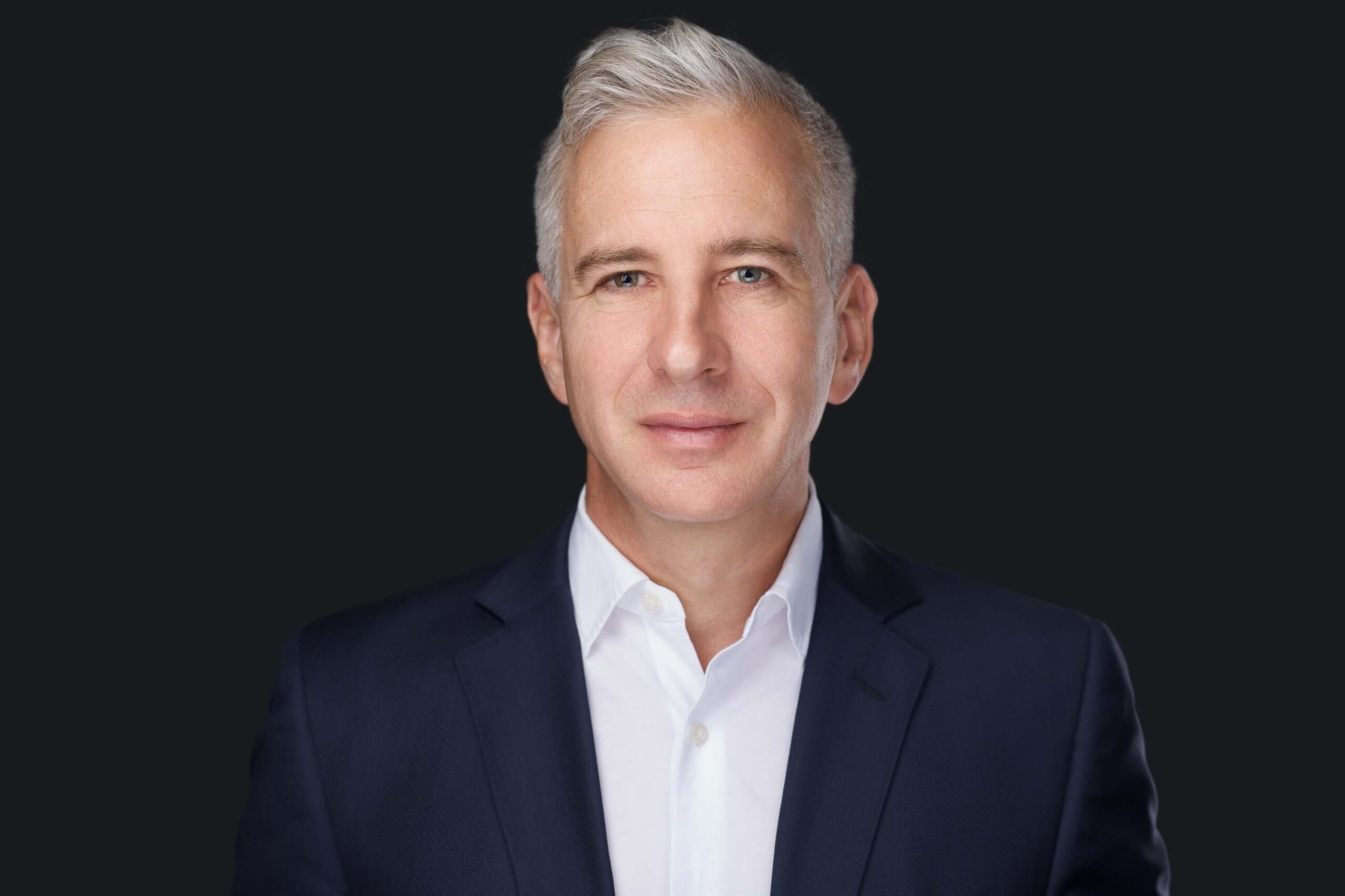 Sylvain Roy credentials